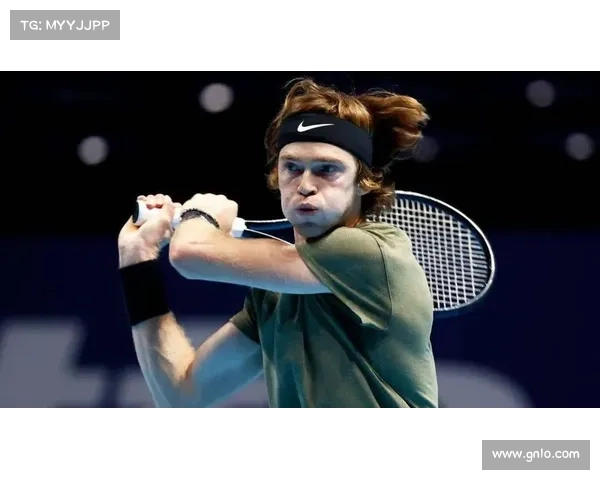 网球比赛中破发点的战略分析与关键时刻心理应对技巧探讨 网球比赛中破发点的战略分析与关键时刻心理应对技巧探讨