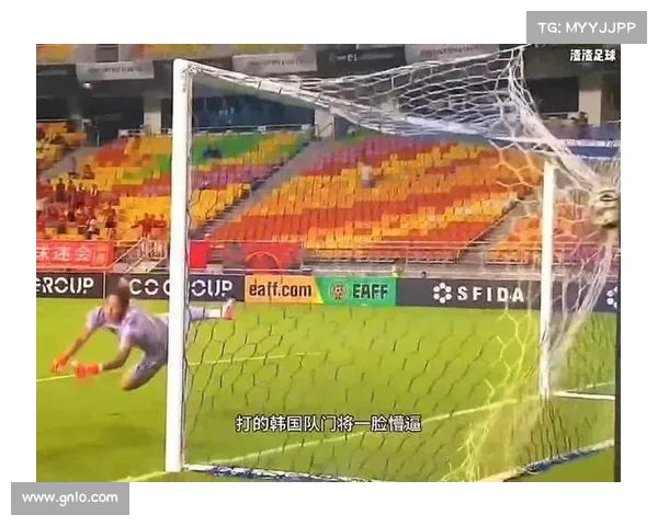 门将关键表现解析:如何通过扑救、指挥与反应速度决定比赛走向 门将关键表现解析:如何通过扑救、指挥与反应速度决定比赛走向